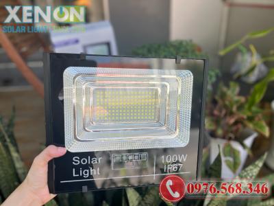 Biến Sân Thượng Thành Thiên Đường Ánh Sáng Với Đèn Năng Lượng Mặt Trời