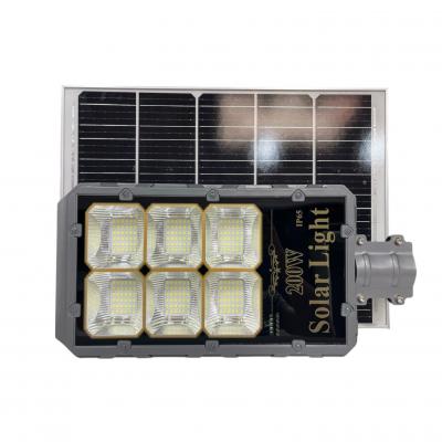 Đèn Đường Năng Lượng Mặt Trời Cao Cấp 200W Roiled - RB200W