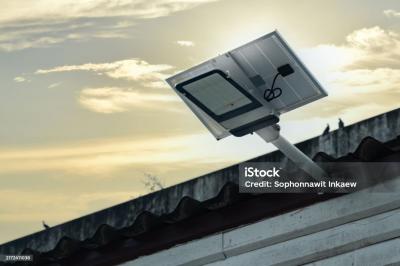 Đèn Đường Năng Lượng Mặt Trời – Giải Pháp Chiếu Sáng Bền Vững Cho Không Gian Ngoài Trời