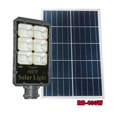 Đèn Đường Năng Lượng Mặt Trời: Giải Pháp Chiếu Sáng Hiệu Quả Cho Công Viên Và Bãi Đỗ Xe