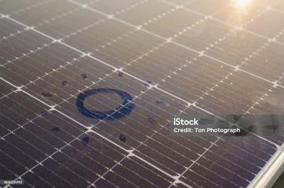 Đèn Năng Lượng Mặt Trời: Tầm Quan Trọng Của Việc Vệ Sinh & Bảo Dưỡng Định Kỳ