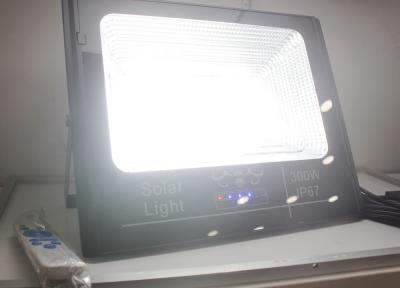Đèn pha năng lượng mặt trời 3 chế độ ánh sáng 300W Xenon XN-SLTGD-30009