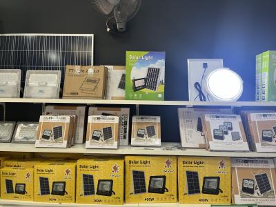 Khám Phá Ưu Điểm Khi Mua Đèn Năng Lượng Mặt Trời Tại Showroom Xenon Solar Light