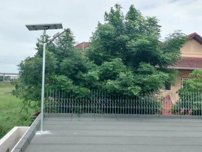 Khi Đèn Năng Lượng Mặt Trời Trở Thành Một Phần Trong Cuộc Sống Gia Đình