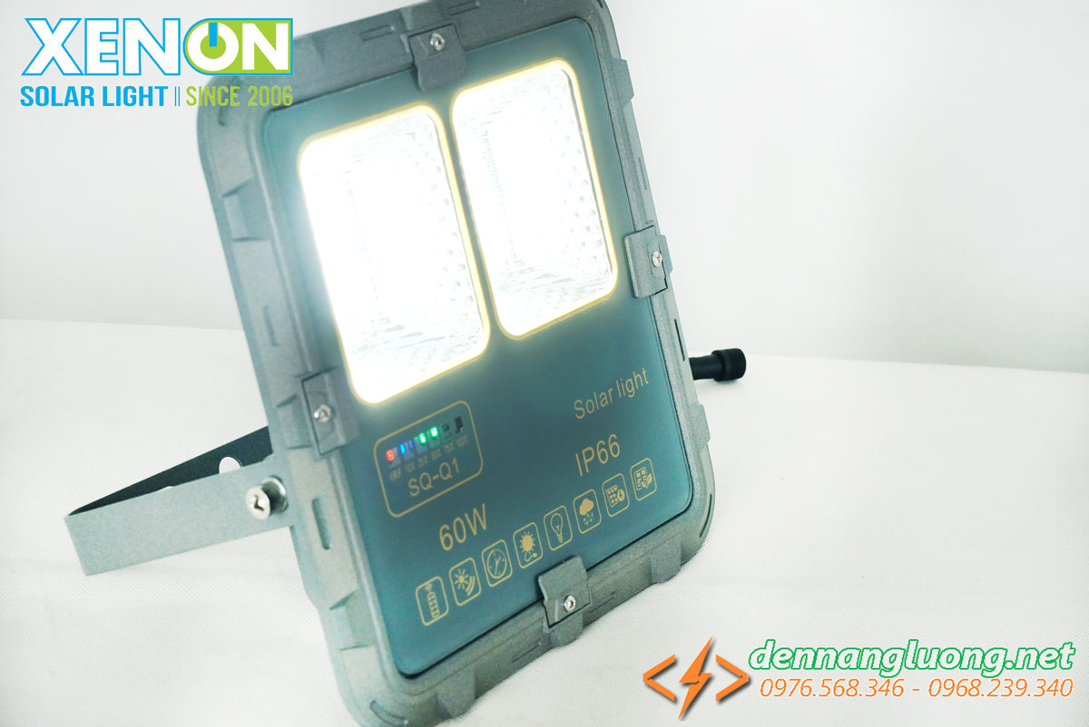 Đèn pha led năng lượng mặt trời Xenon