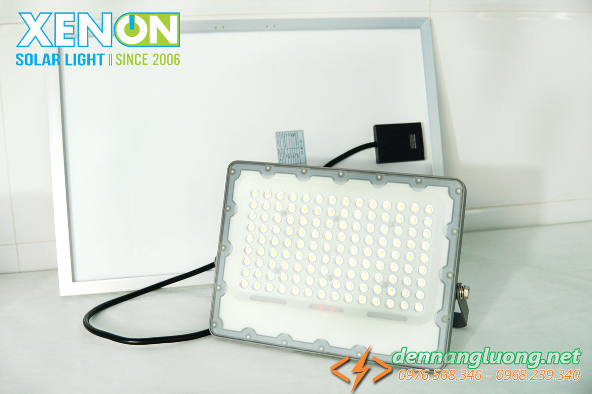 Đèn pha led năng lượng mặt trời Xenon