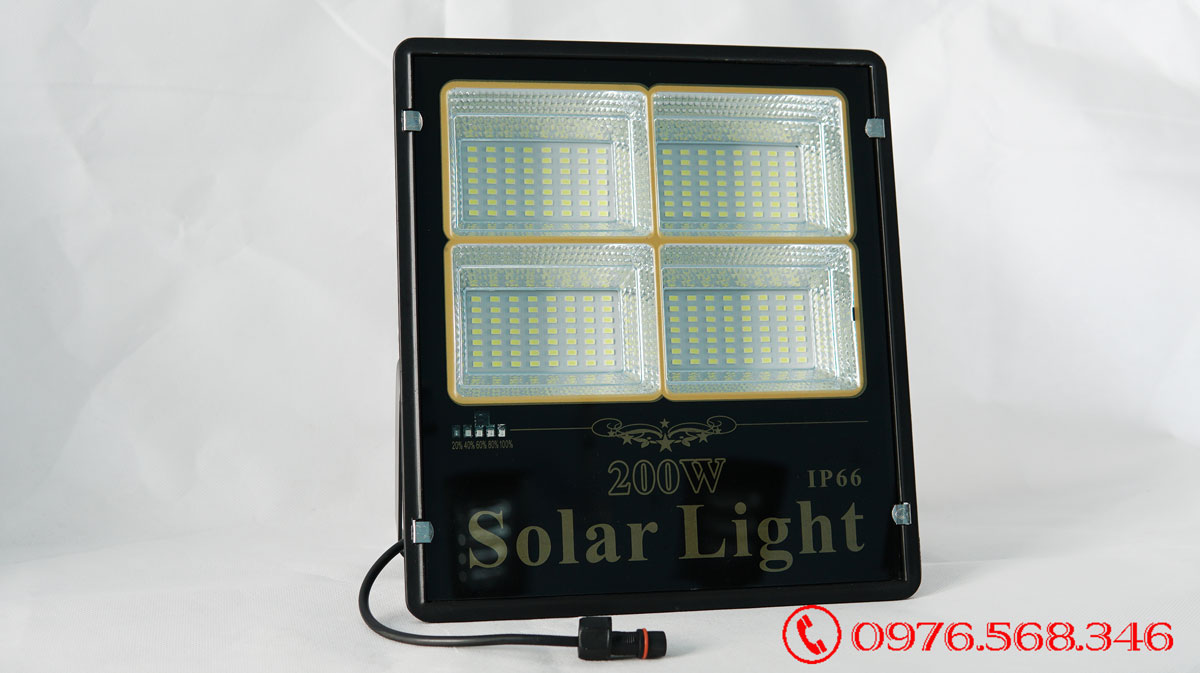 Đèn pha năng lượng mặt trời cao cấp Roiled RP4-200W