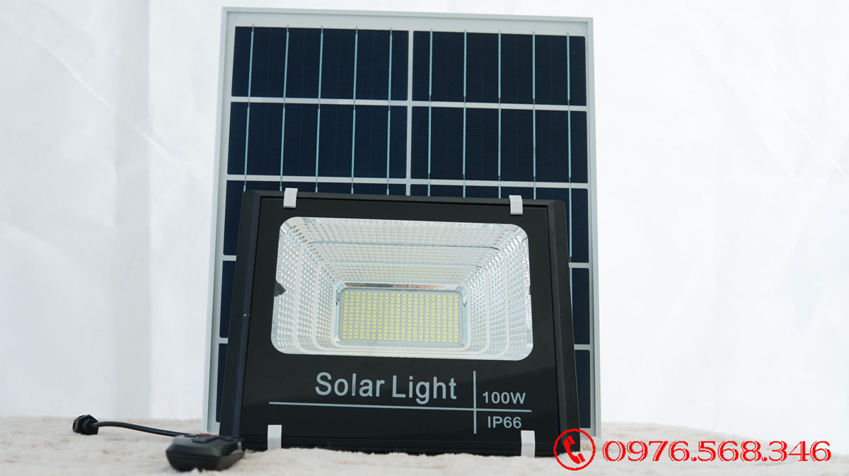 Đèn pha năng lượng mặt trời Roiled RP1-100W