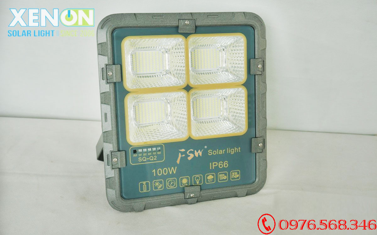 Đèn Pha Năng Lượng FSW P100W giá rẻ xài tấm pin rời