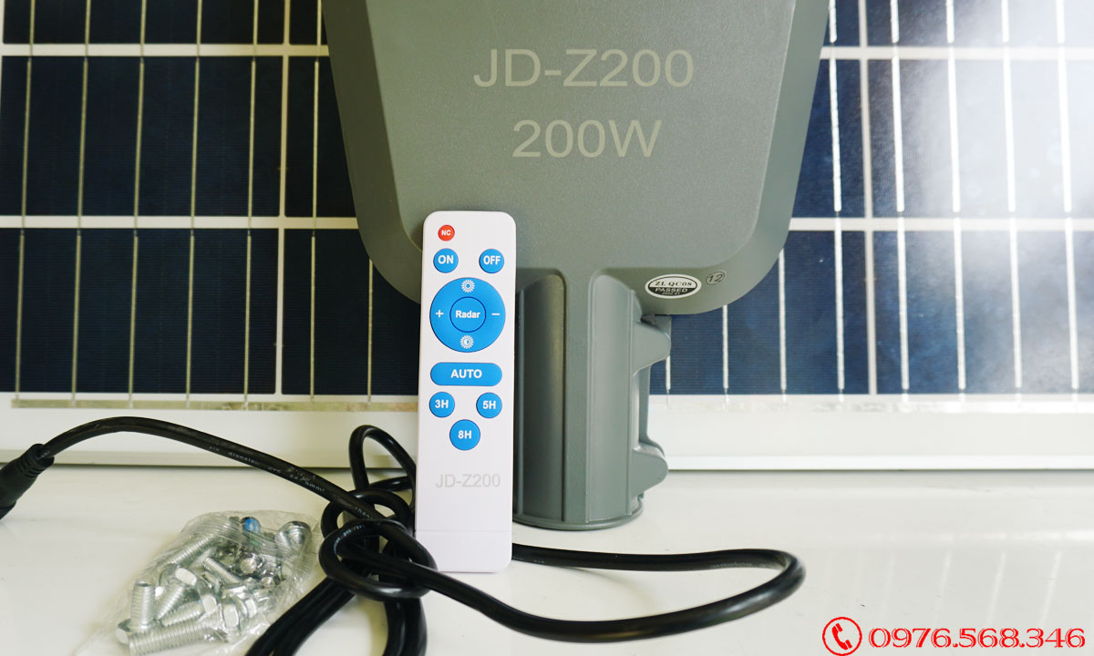 Đèn đường năng lượng mặt trời 200w cao cấp JD-Z200