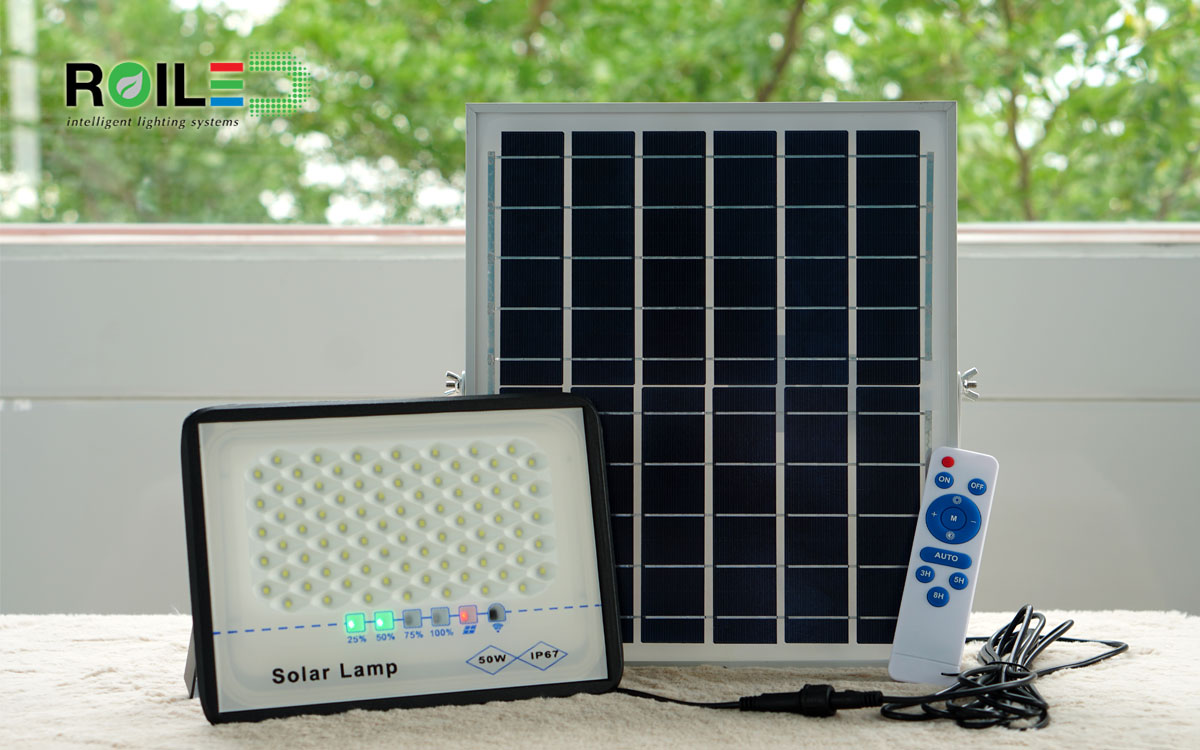 Đèn pha năng lượng mặt trời mẫu mới T-R50W