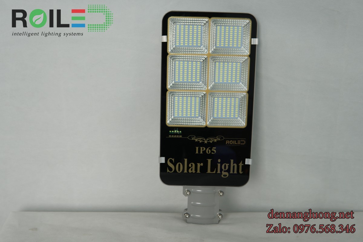 Đèn đường năng lượng mặt trời 300W Roiled - RA300W
