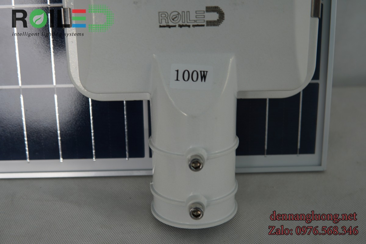 Đèn Roiled RF100W năng lượng mặt trời