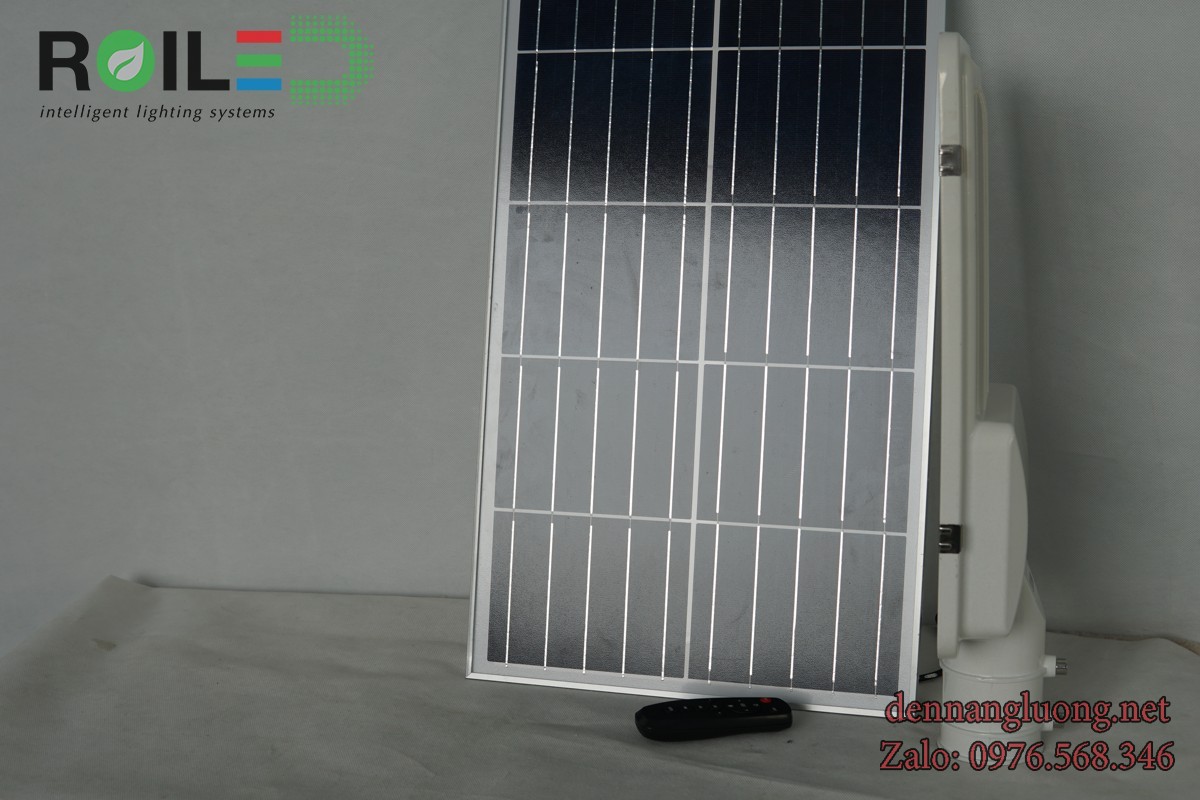 Đèn Roiled RF300W năng lượng mặt trời
