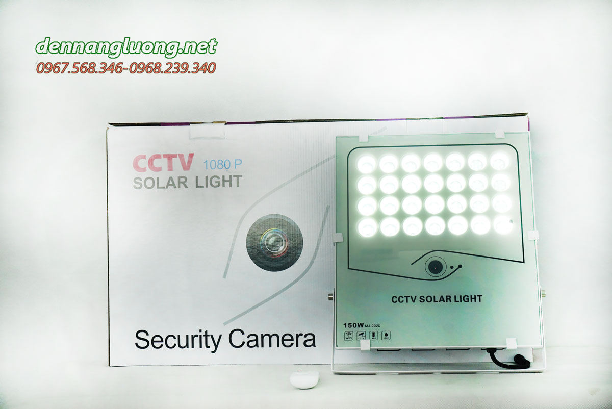 Đèn pha led năng lượng mặt trời kết hợp camera